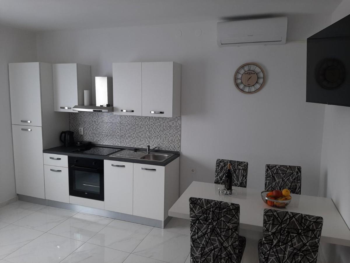 Roby Apartment Sveti Juraj