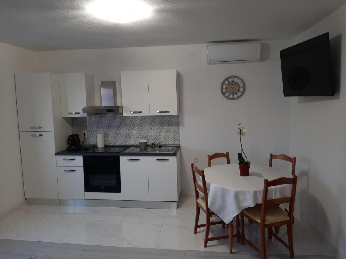 Apartment Roby